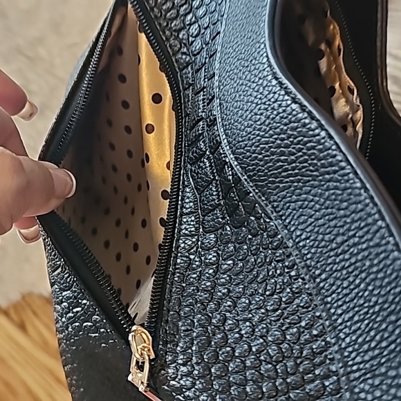 PURSE Women's Bohemian Clear Rhinestone Shoulder Purse with Bejeweled Design - Picture 9 of 12